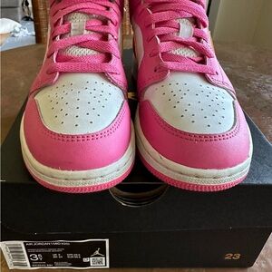 Jordan Pinksicle shoes. Only worn a few times. . Size 3.5